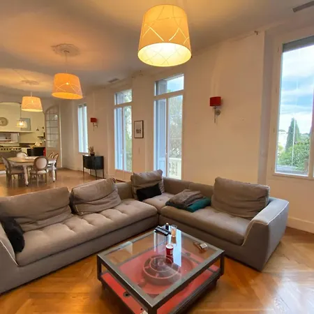 06bi - Beautiful With Garden And Terrace Le Cannet